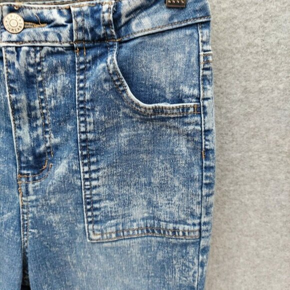 Epic Threads Jeans Women's 26 Blue Acid Wash Straight Jeans Some Stretch Flare - Picture 5 of 16